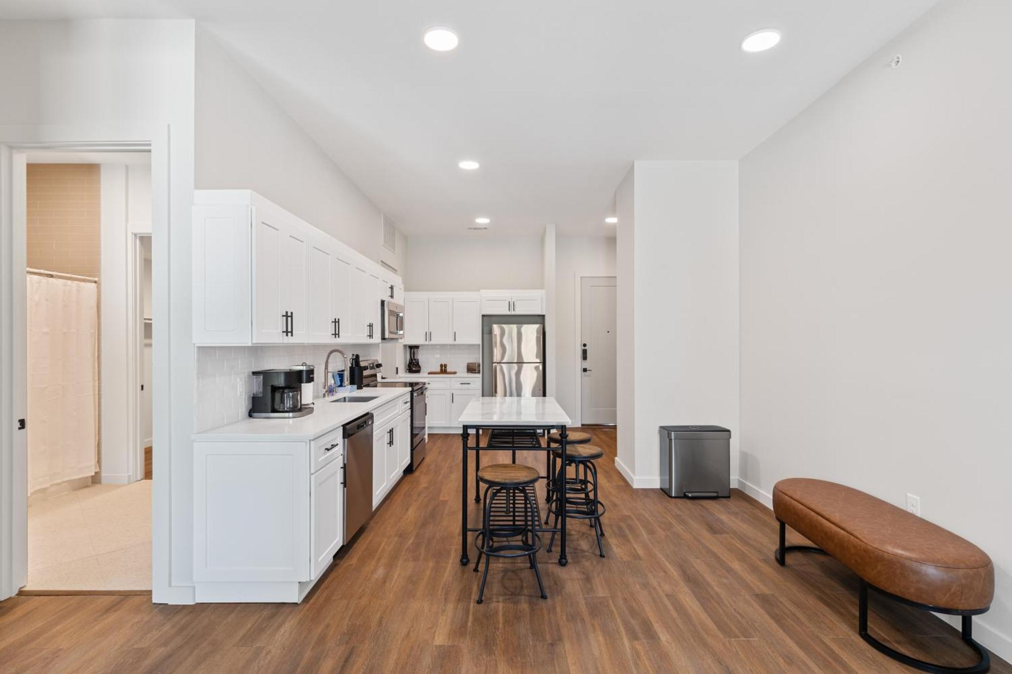 Apartment The Corbin 1205 - Cowtown Urban Oasis